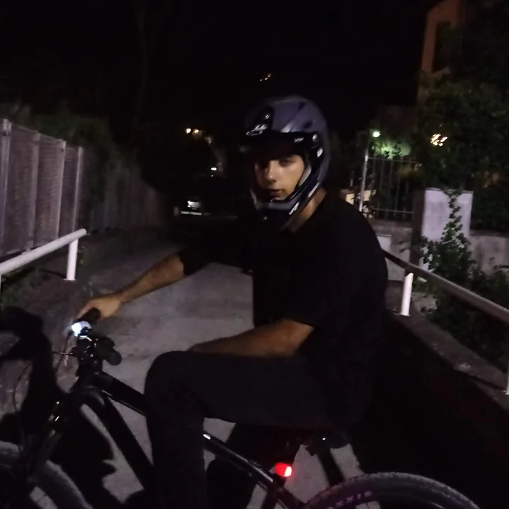 Andrei a 9 anni